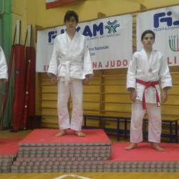 testa oro    favarotta bronzo